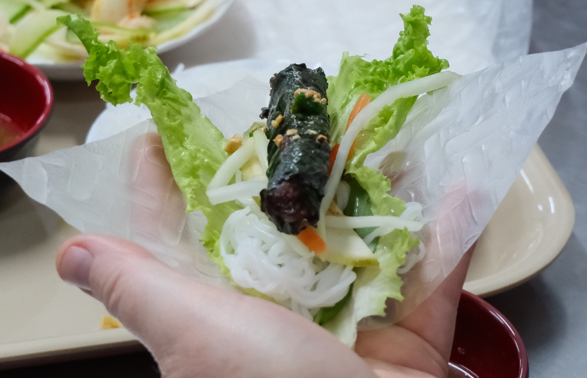 Quán bò lá lốt duy nhất ở TP HCM được Michelin tuyển chọn